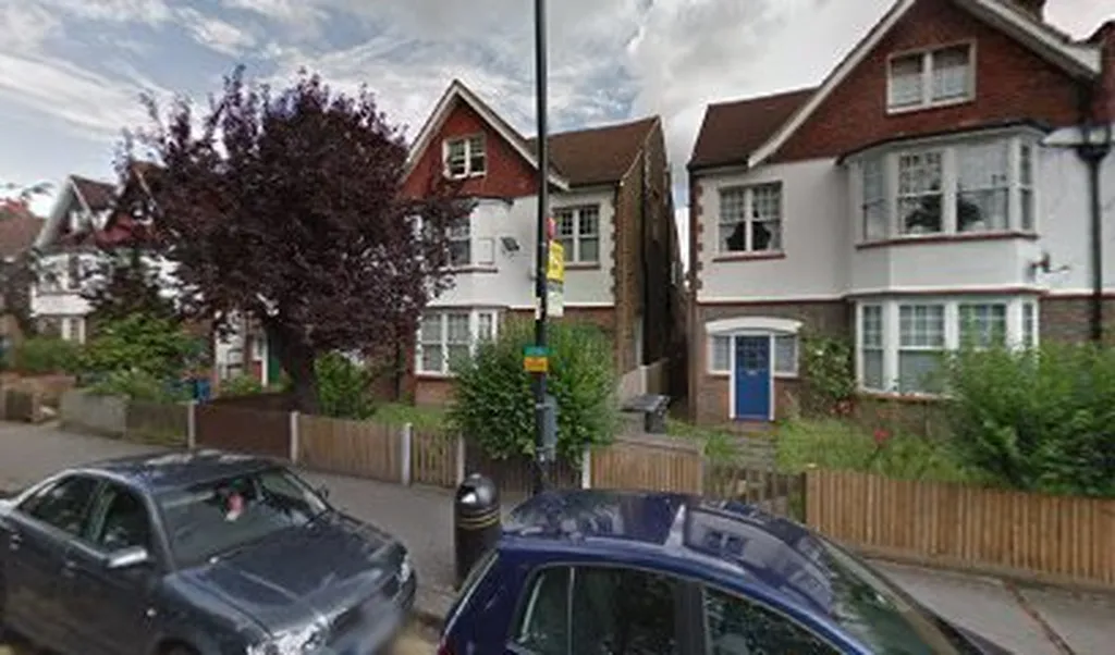 Norbury Crescent / St Helen's Road (Stop Y)