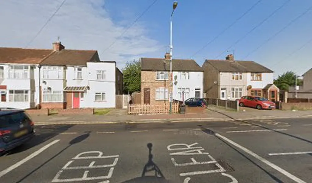 Norwood Avenue (Stop E)