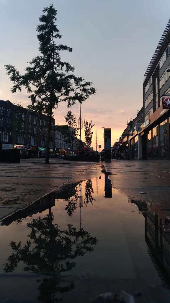 Oakley Square (Stop H)