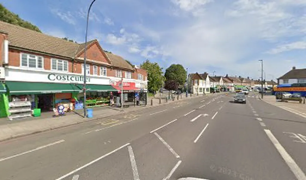 Old Bromley Road (Stop DL)