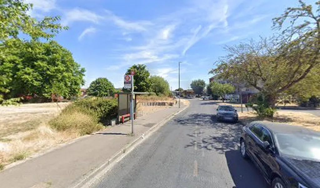 Oxted Close (Stop B)