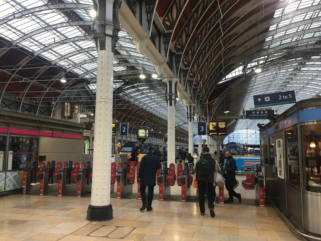 Paddington Stn Eastbourne Terrace (Stop D)