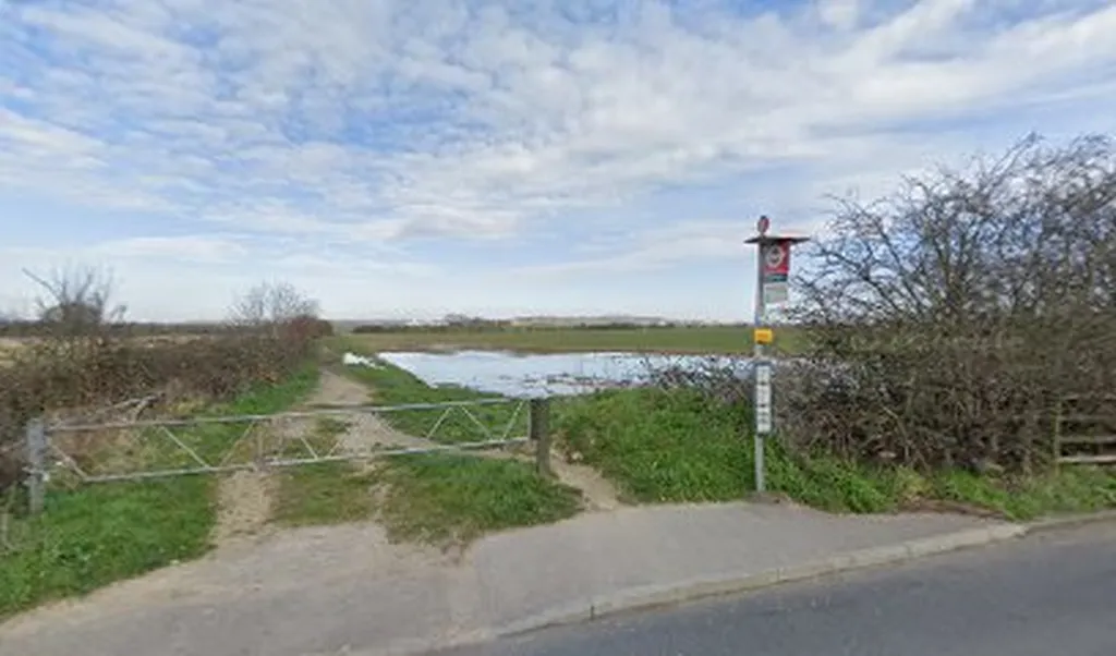 Padnall Road Little Heath (Stop J)
