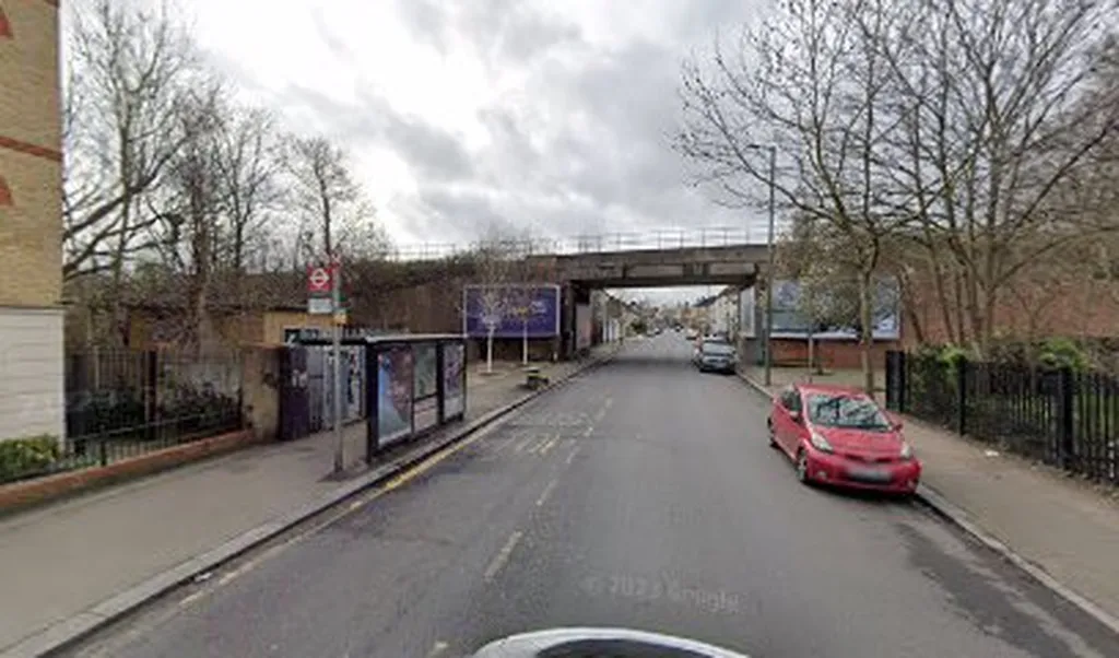 Parish Lane (Stop N)