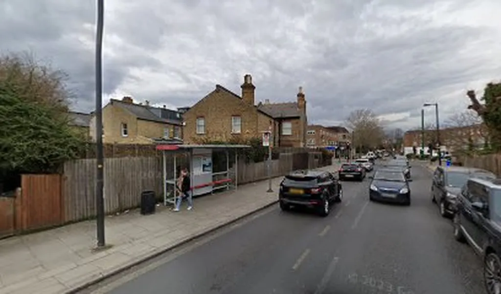 Park Hall Road (Stop WQ)