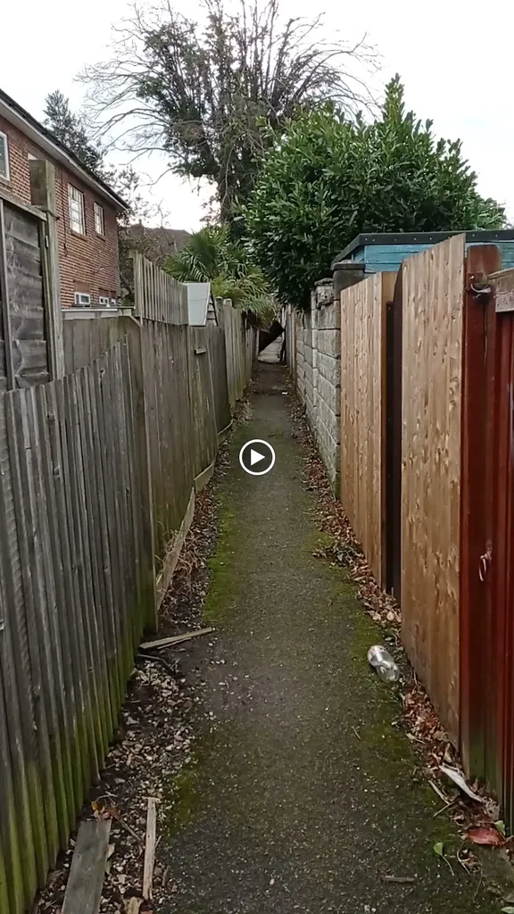 Parkgate Road (Stop GE)
