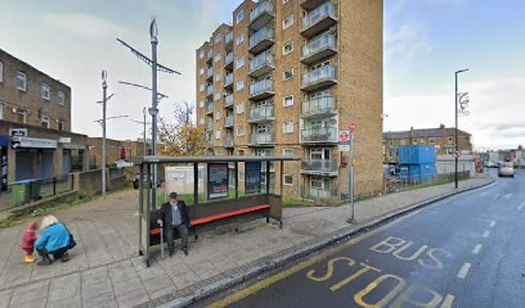 Plumstead Common Road (Stop WH)