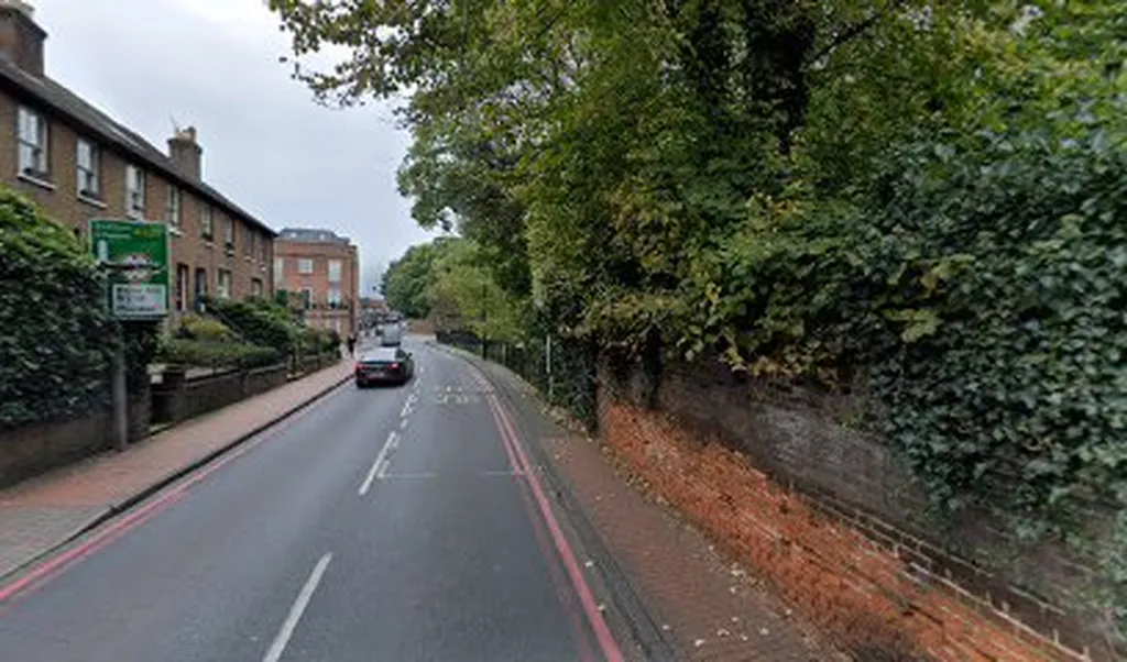 Pound Street (Stop F)