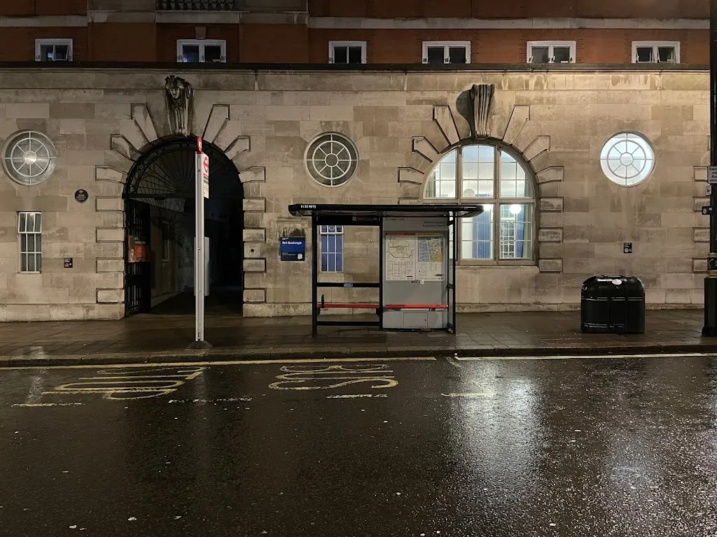 Prince Consort Road (Stop RZ)