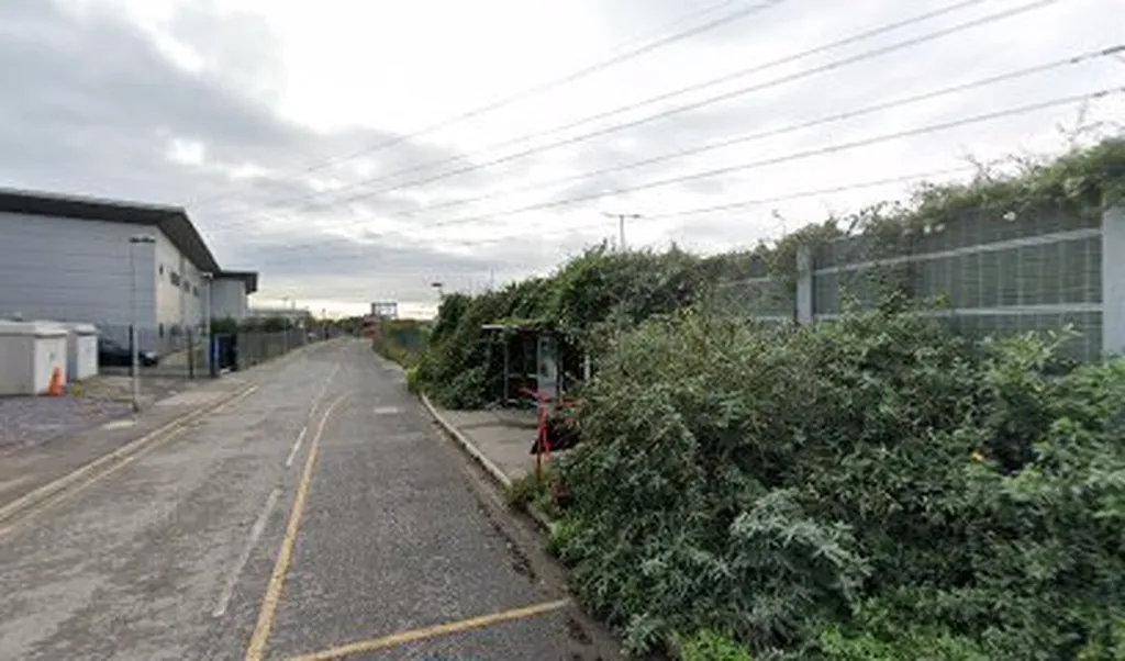 Quay Road