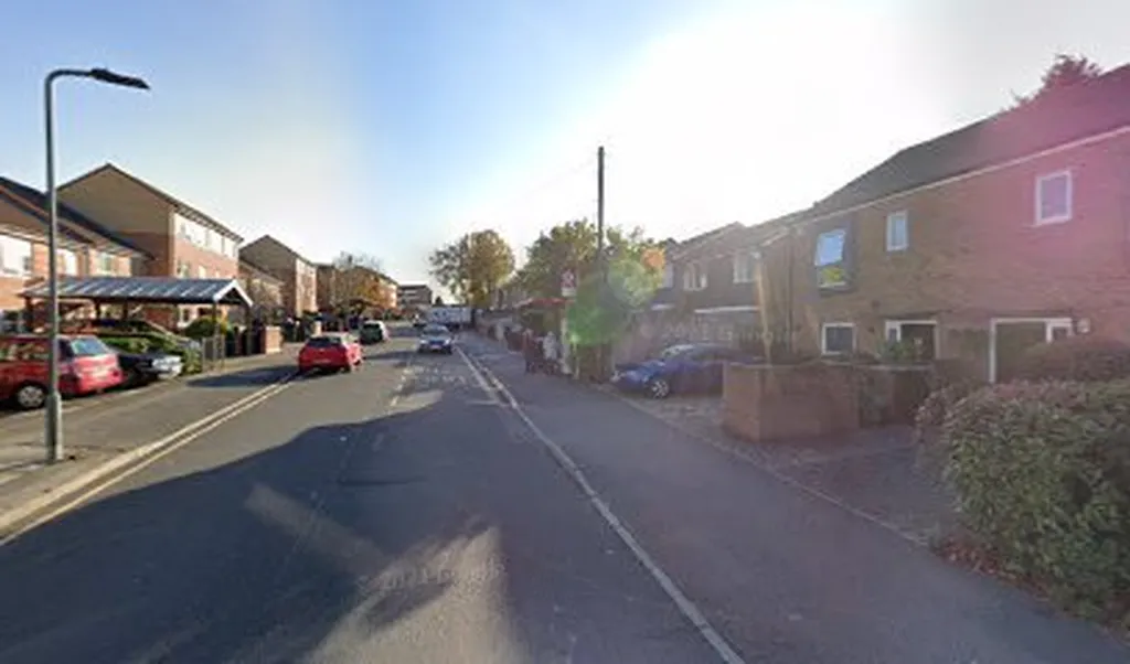 Quilter Road (Stop L)