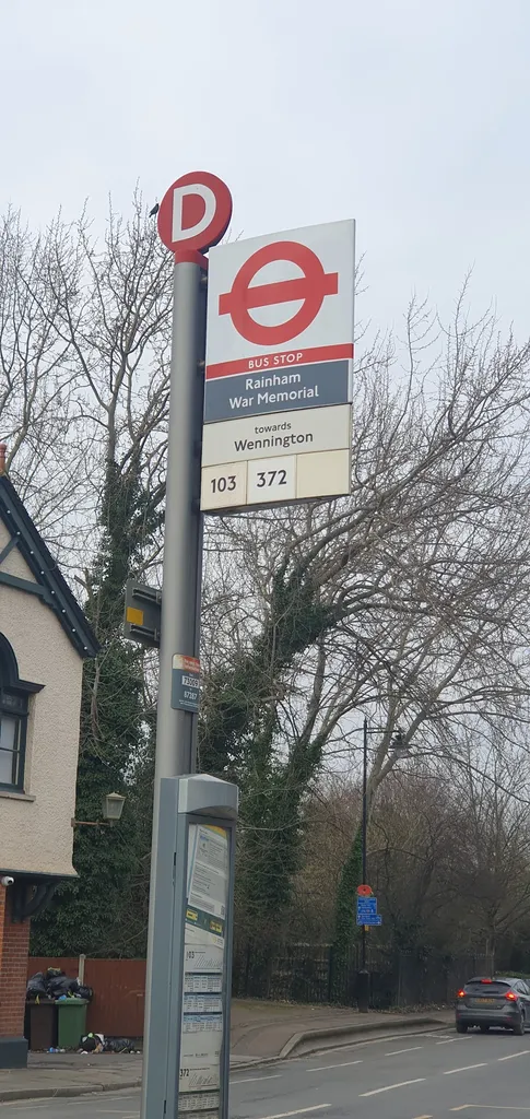 Rainham War Memorial (Stop D)