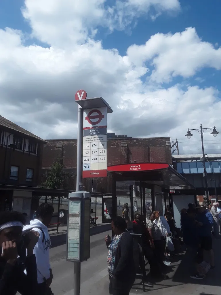 Romford Station (Stop V)
