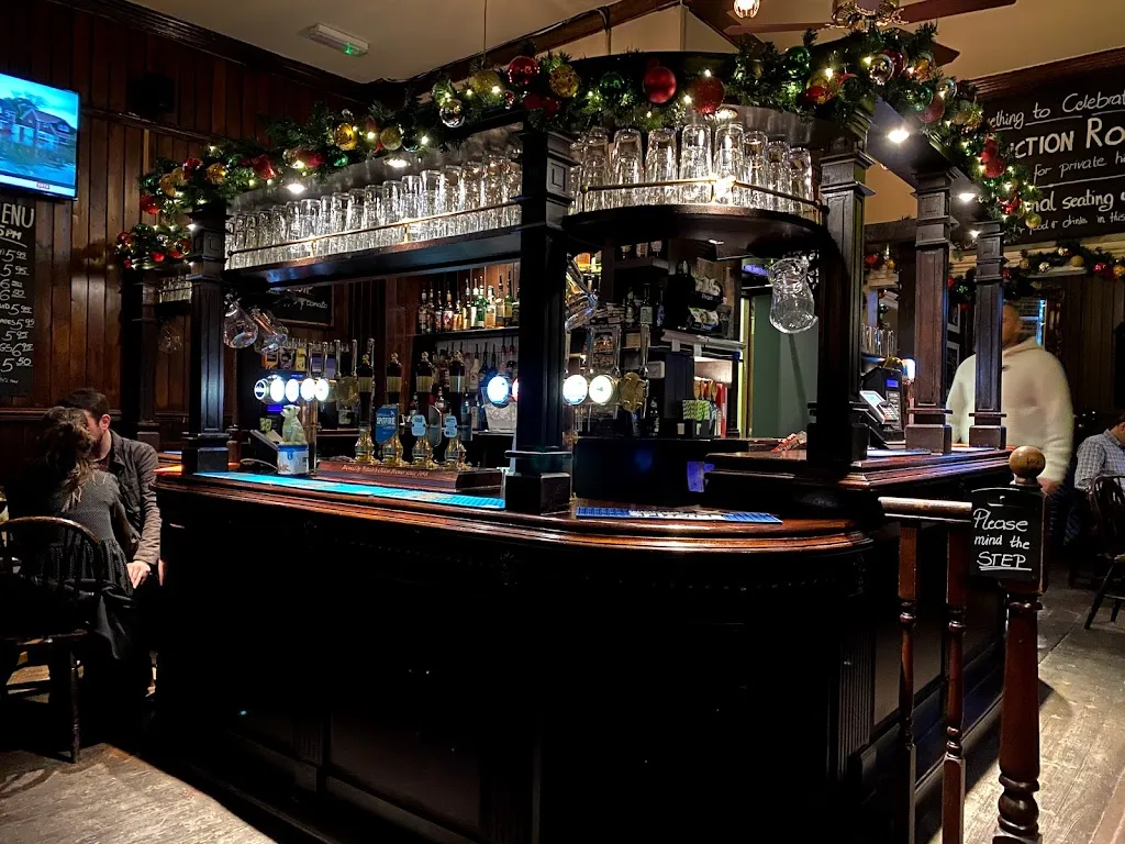 Rose & Crown