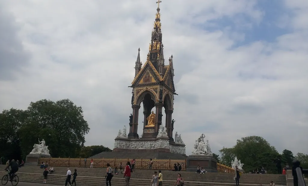 Royal Albert Hall (Stop K3)