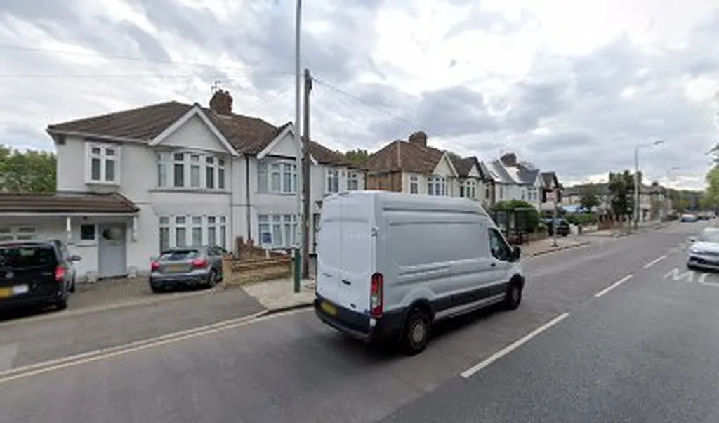 Royal Liberty School (Stop PK)