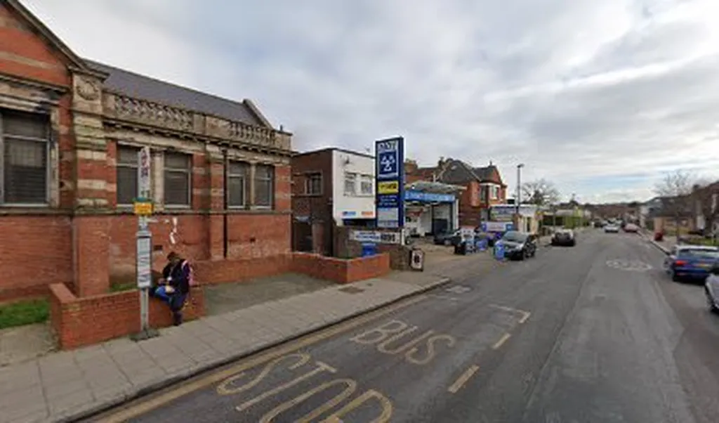 Sandhurst Road St Andrews Church (Stop K)