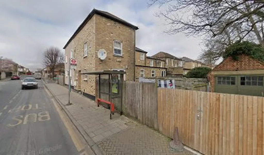Sandhurst Road / Verdant Lane