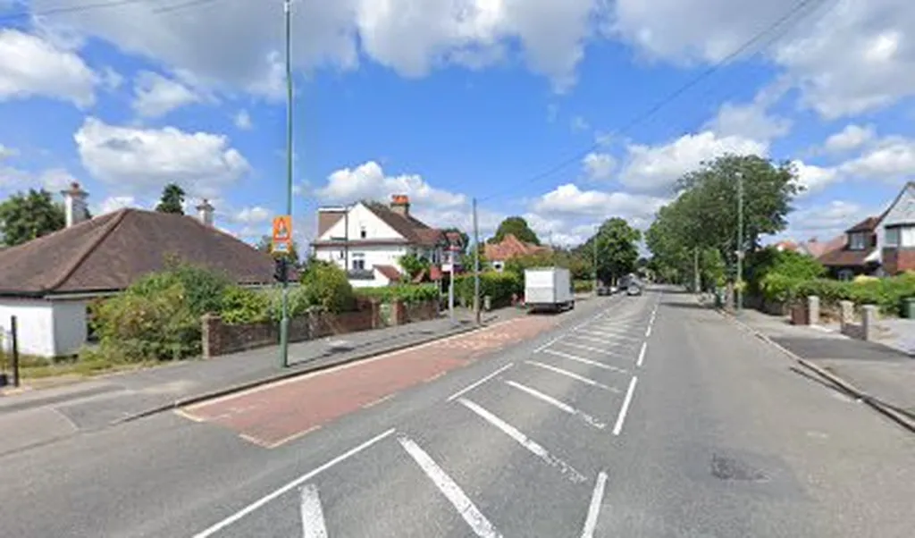 Sandy Lane South (Stop T)