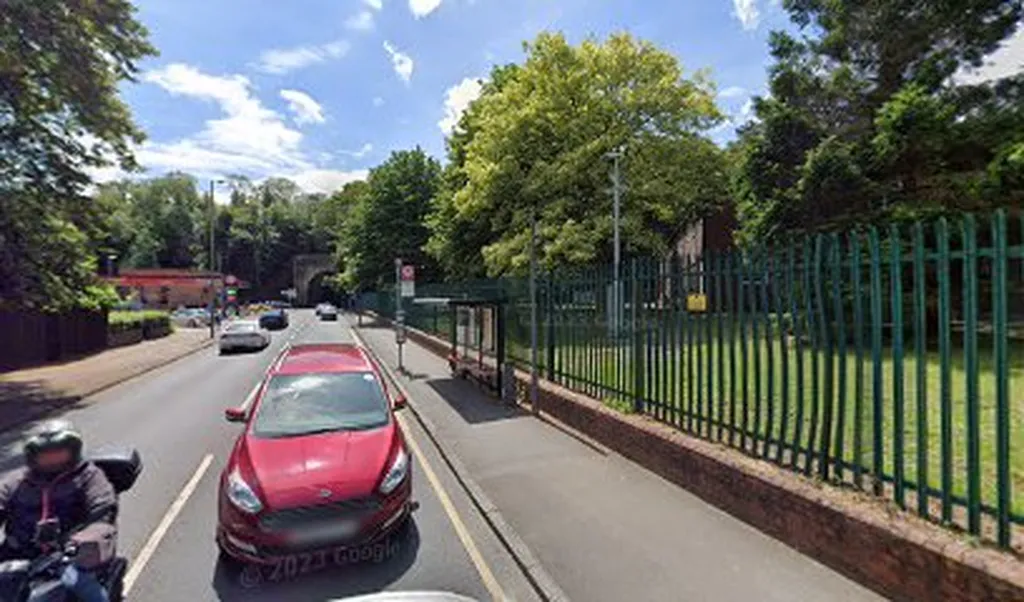 Sevenoaks Road / Tower Road (Stop N)