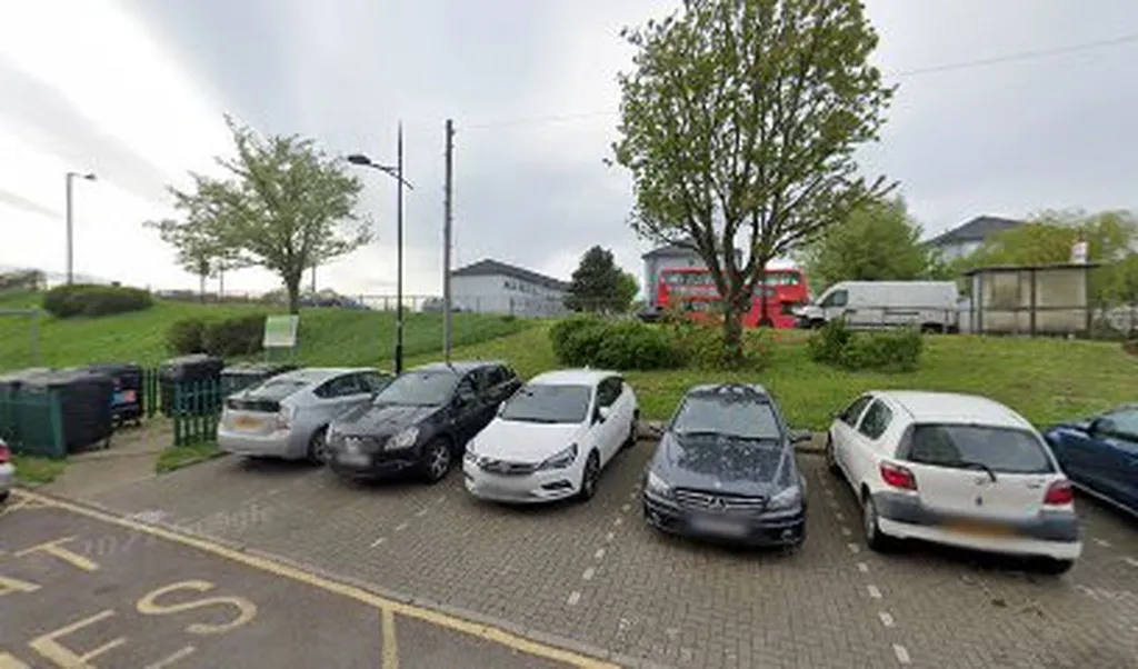 Sherborne Avenue (Stop ES)