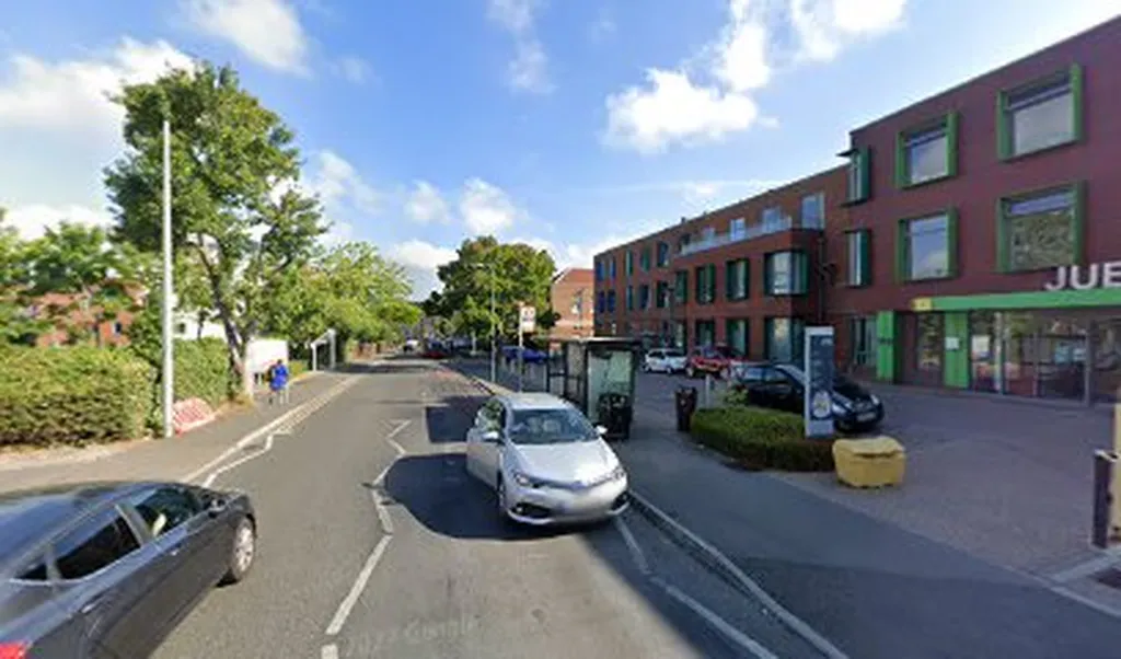 Shotfield (Stop F)