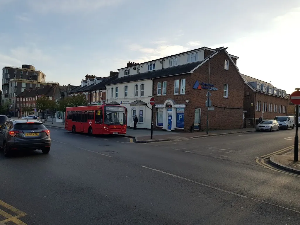 Sidcup Station / Station Road (Stop L)