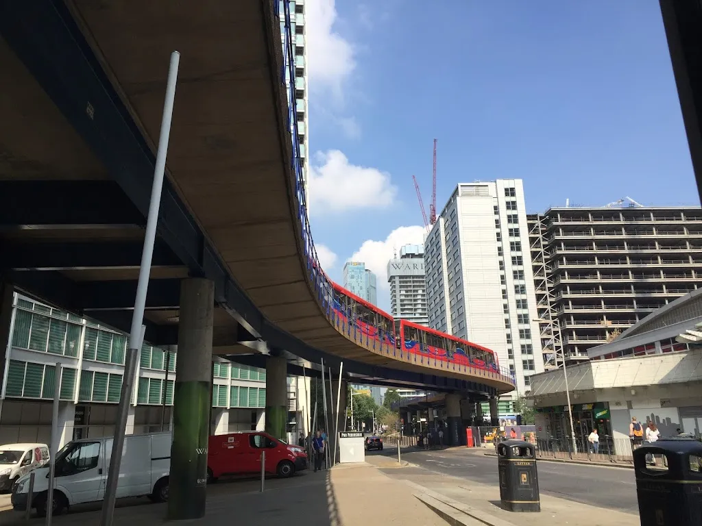 South Quay Station DLR (Stop C)