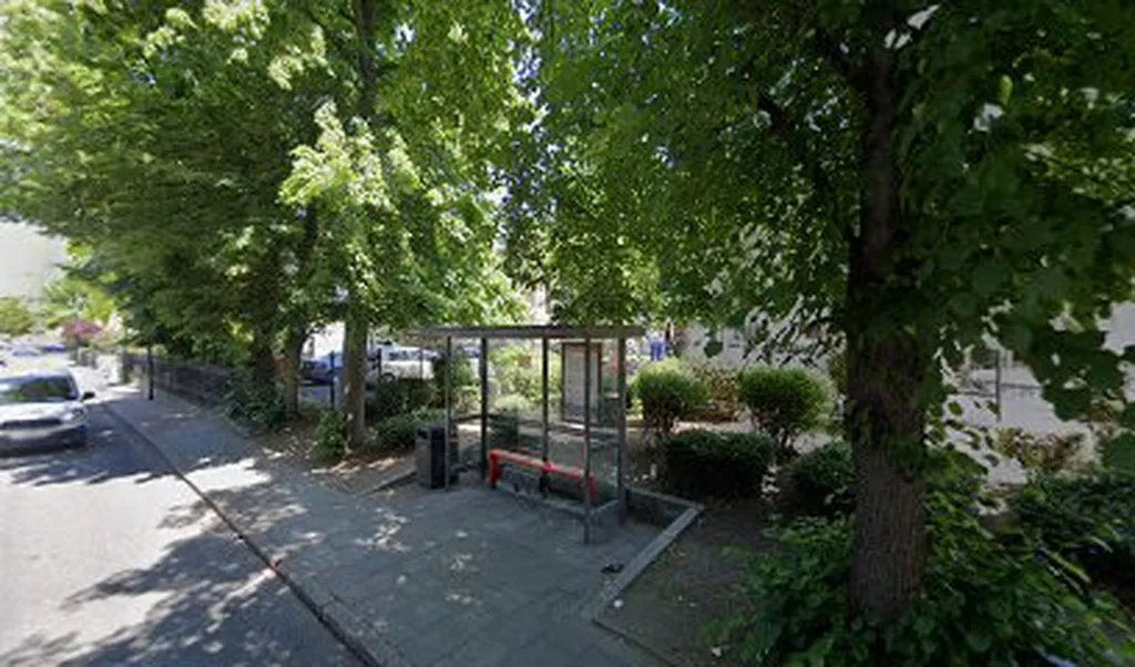 Southampton Way / Peckham Road (Stop C)