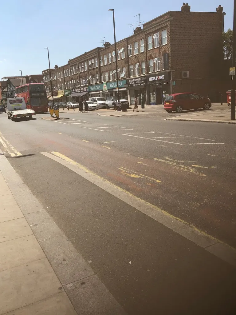 Southbury Road (Stop J)
