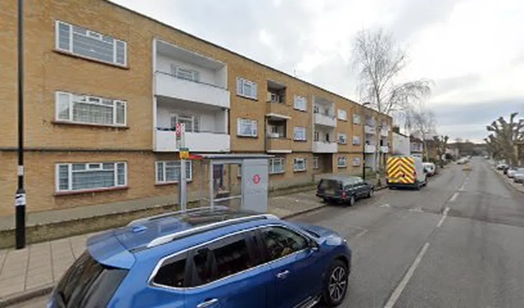 St. Asaph Road (Stop BR)