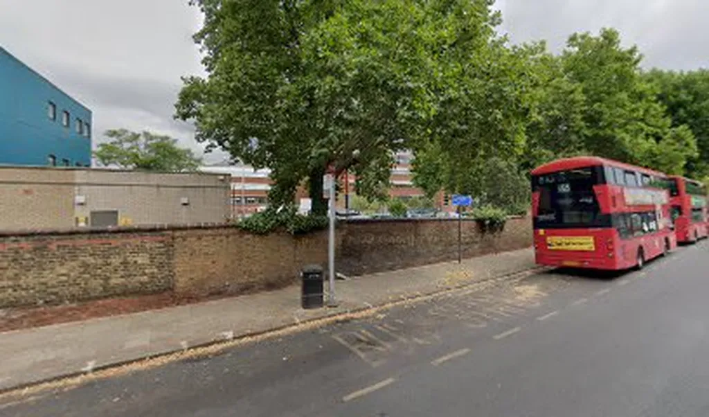 St George's Hospital (Stop HZ)