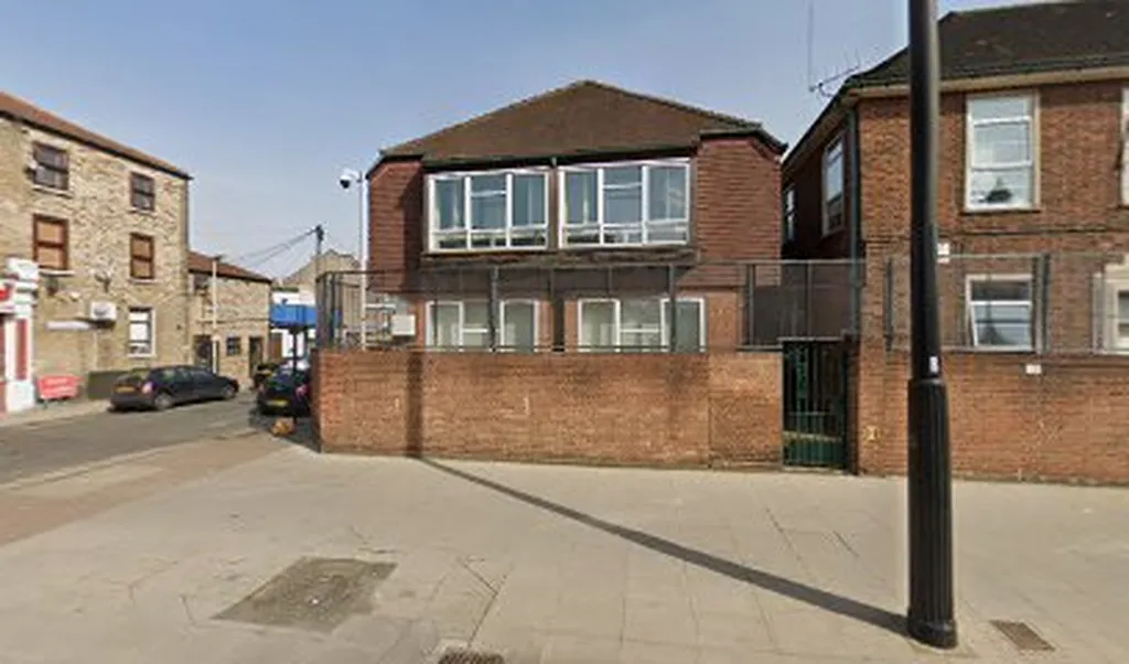 St George's Road (Stop A)