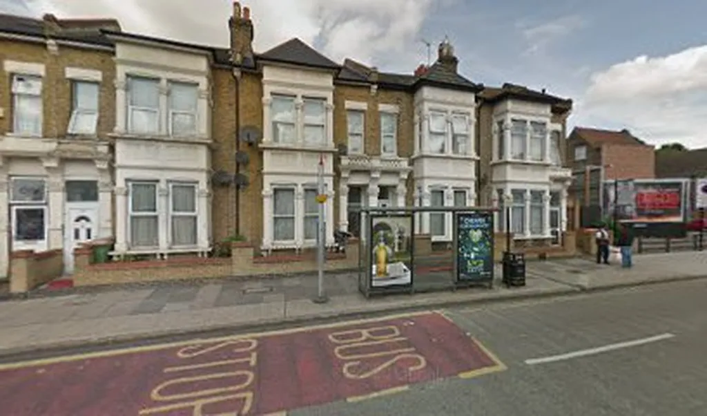 St George's Road (Stop W)