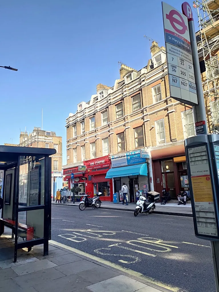 St Mary's Hospital (Stop P)