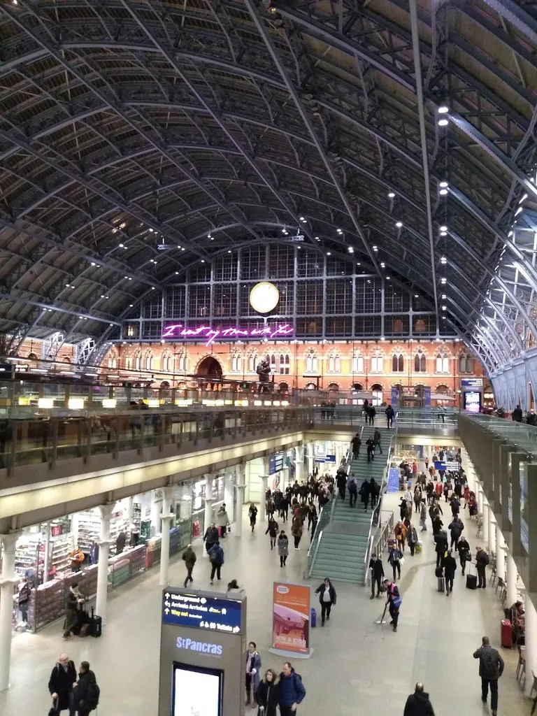St Pancras International (Stop M)