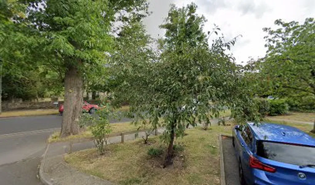 St Paul New Beckenham Church (Stop G)