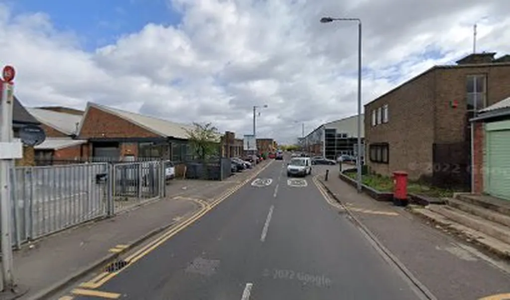 Staffa Road (Stop AS)