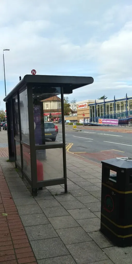 Stafford Road / Woodcote Road (Stop N)