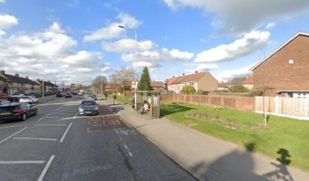 Stanley Avenue (Stop S)