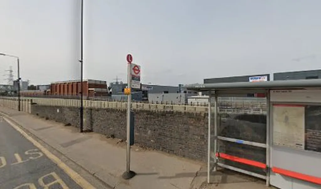 Star Lane Station (Stop L)