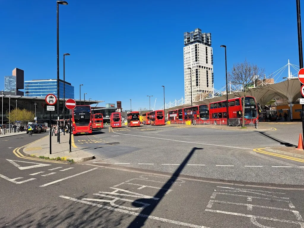 Stratford (Stop E)