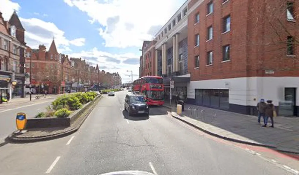 Streatham Hill Station / Streatham Hill (Stop A)