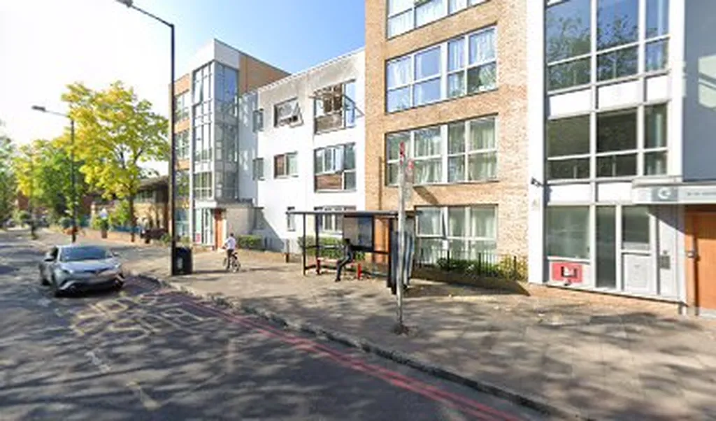 Streatham Place (Stop BQ)