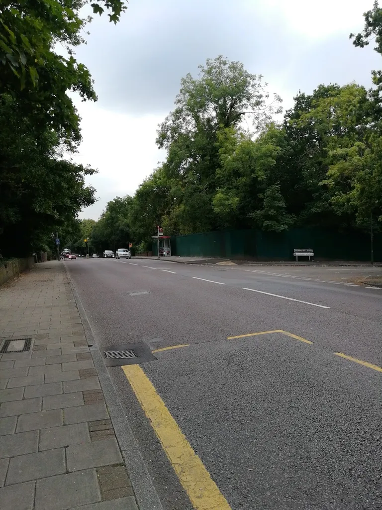 Stumps Hill Lane (Stop T) 1 Stumps Hill Lane (Stop T)