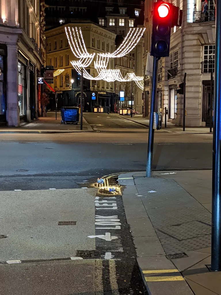 Swallow Street (Stop BQ)