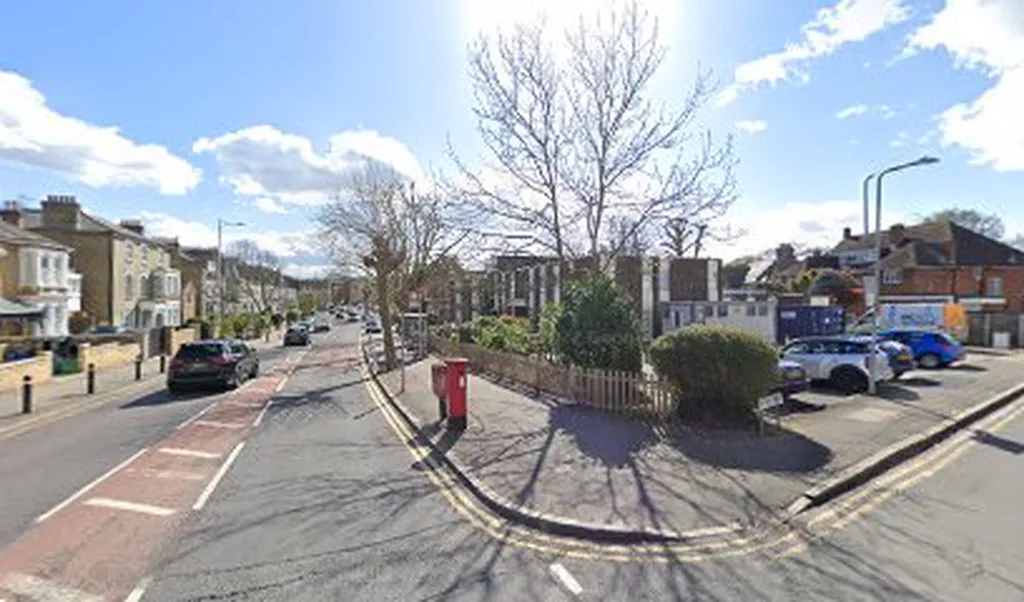 Sylvan Road (Stop SV)