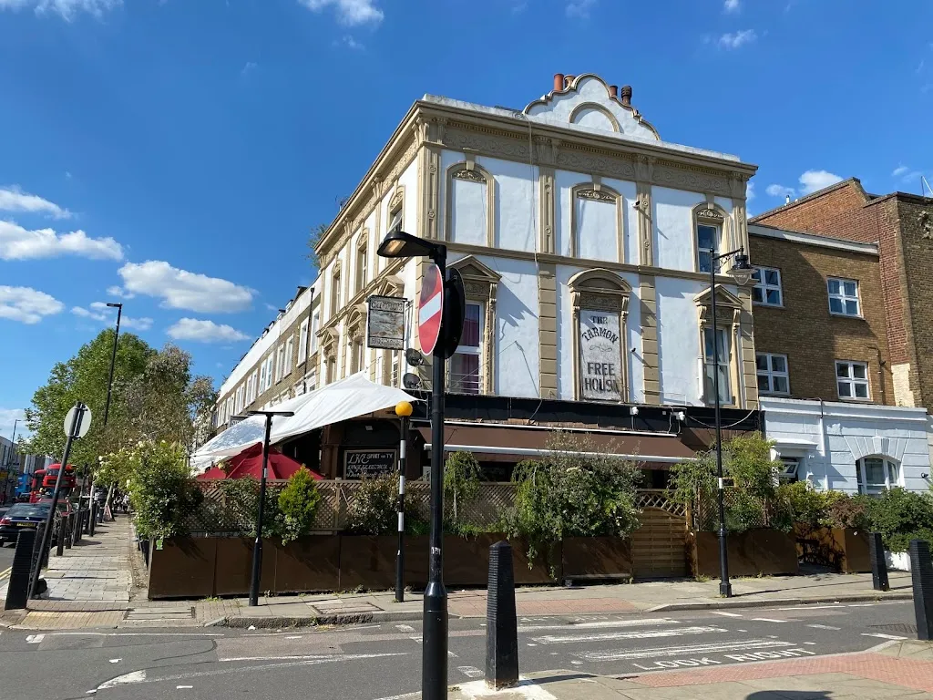 Tarmon Free House London
