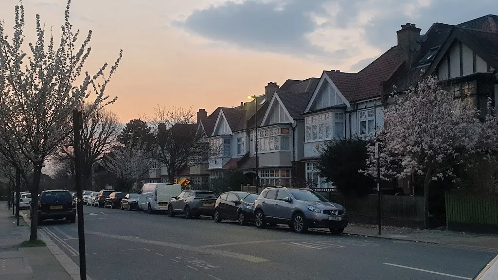 Telford Avenue (Stop T)