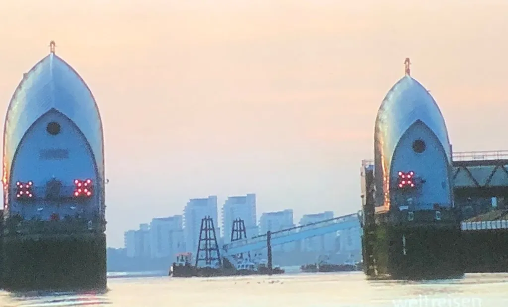 Thames Barrier (Stop T)